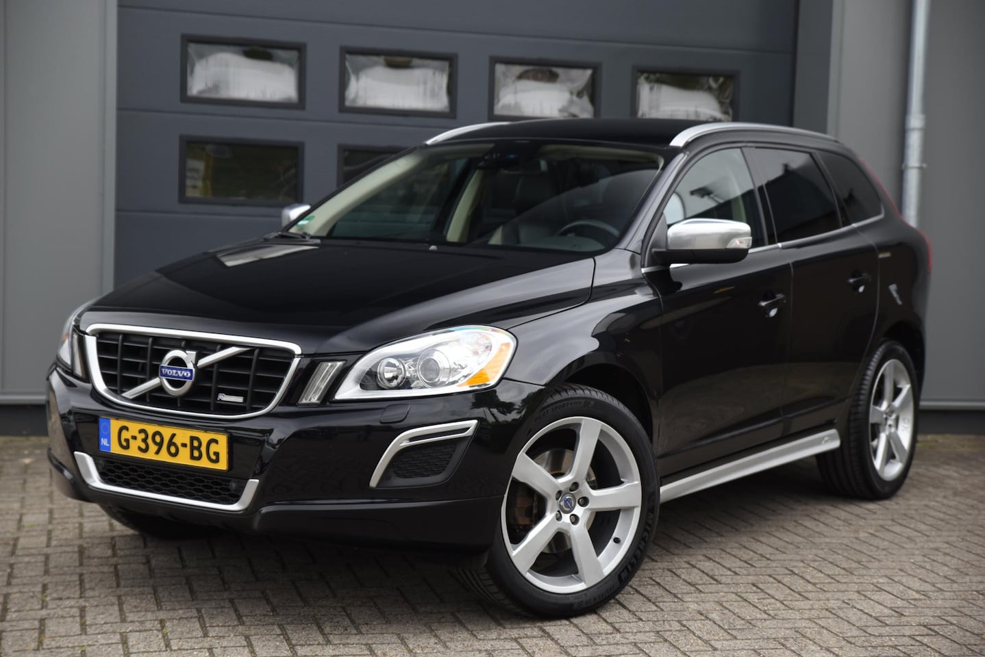 Volvo XC60 - 3.0 T6 AWD Summum Trekhaak - AutoWereld.nl