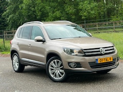 Volkswagen Tiguan - 2.0 TSI Sport&Style 4Motion /Automaat/Trekhaak/Navi/Stoelverwarming/