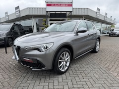Alfa Romeo Stelvio - 2.0 T AWD B-Tech | Automaat | Leder | 19” | Camera | Harman Kardon |