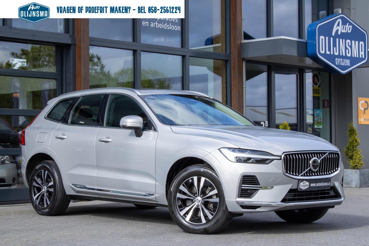Volvo XC60 - 2.0 T8 PHEV AWD Inscription|Camera|Acc|Leder|Pano| - AutoWereld.nl