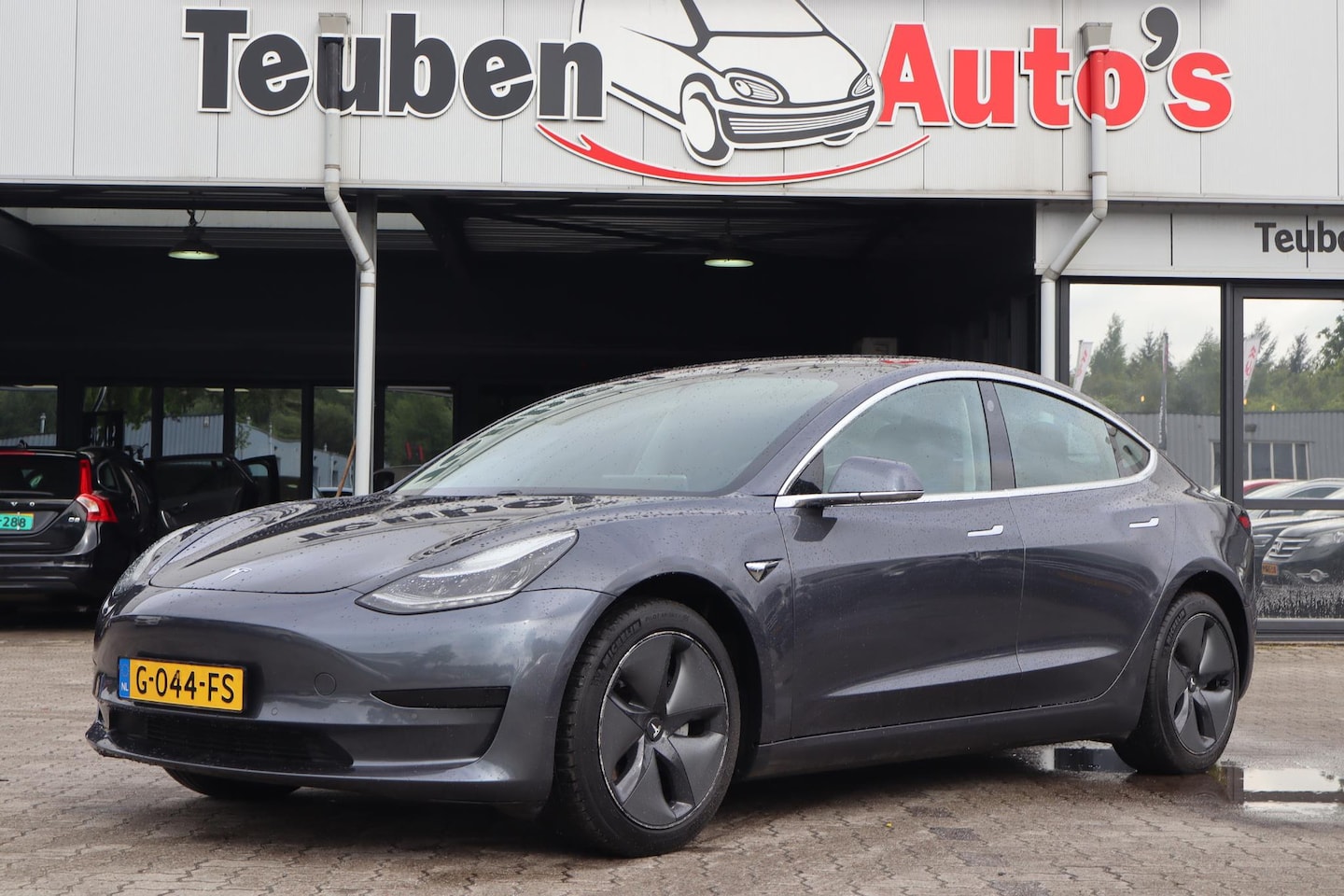 Tesla Model 3 - Standard RWD Plus 60 kWh | SOH 87,4% | Basic Autopilot | 2.5 Computer - AutoWereld.nl