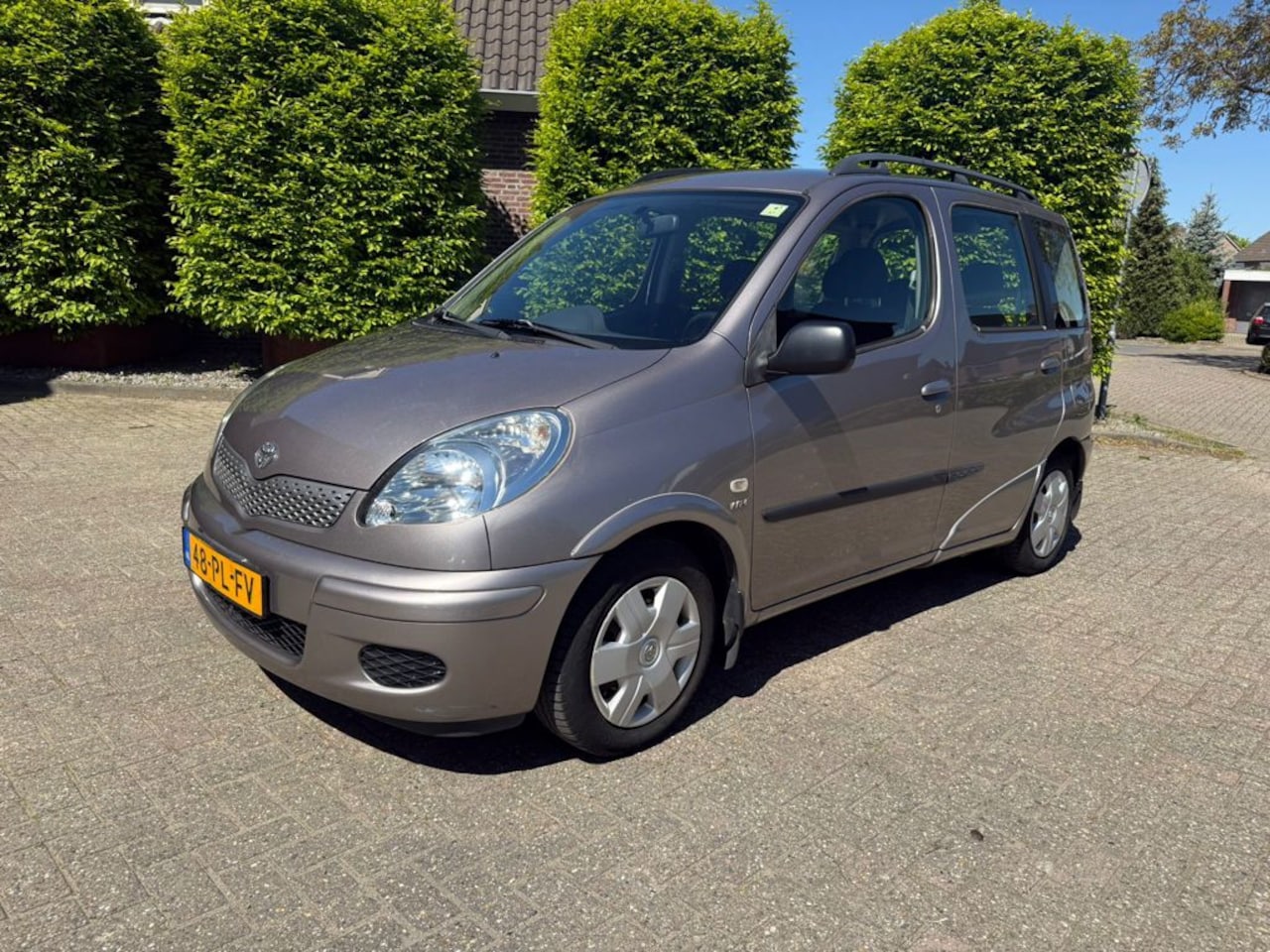Toyota Yaris Verso - 1.5 VVT-i Sol 1.5 VVT-i Sol - AutoWereld.nl