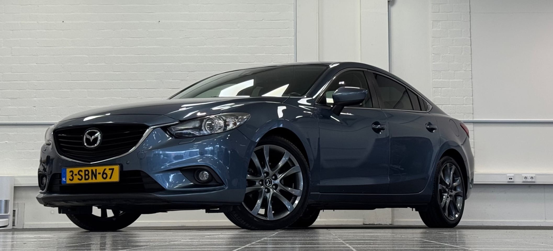 Mazda 6 - 2.0 HP GT-M Lerenbekleding Trekhaak Nieuwe remmen Mooi! - AutoWereld.nl
