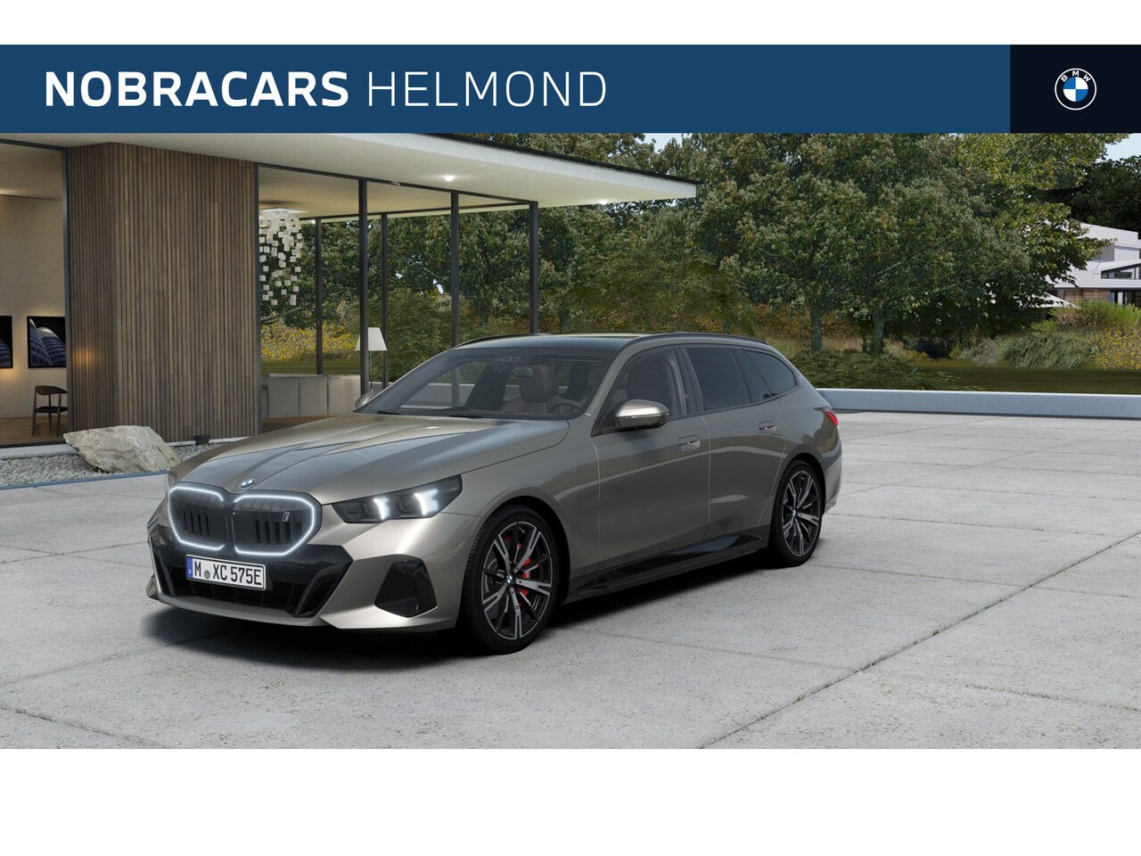 BMW i5 Touring - eDrive40 M Sport / Panoramadak / Trekhaak / Adaptieve LED / Parking Assistant Plus / Stuur - AutoWereld.nl