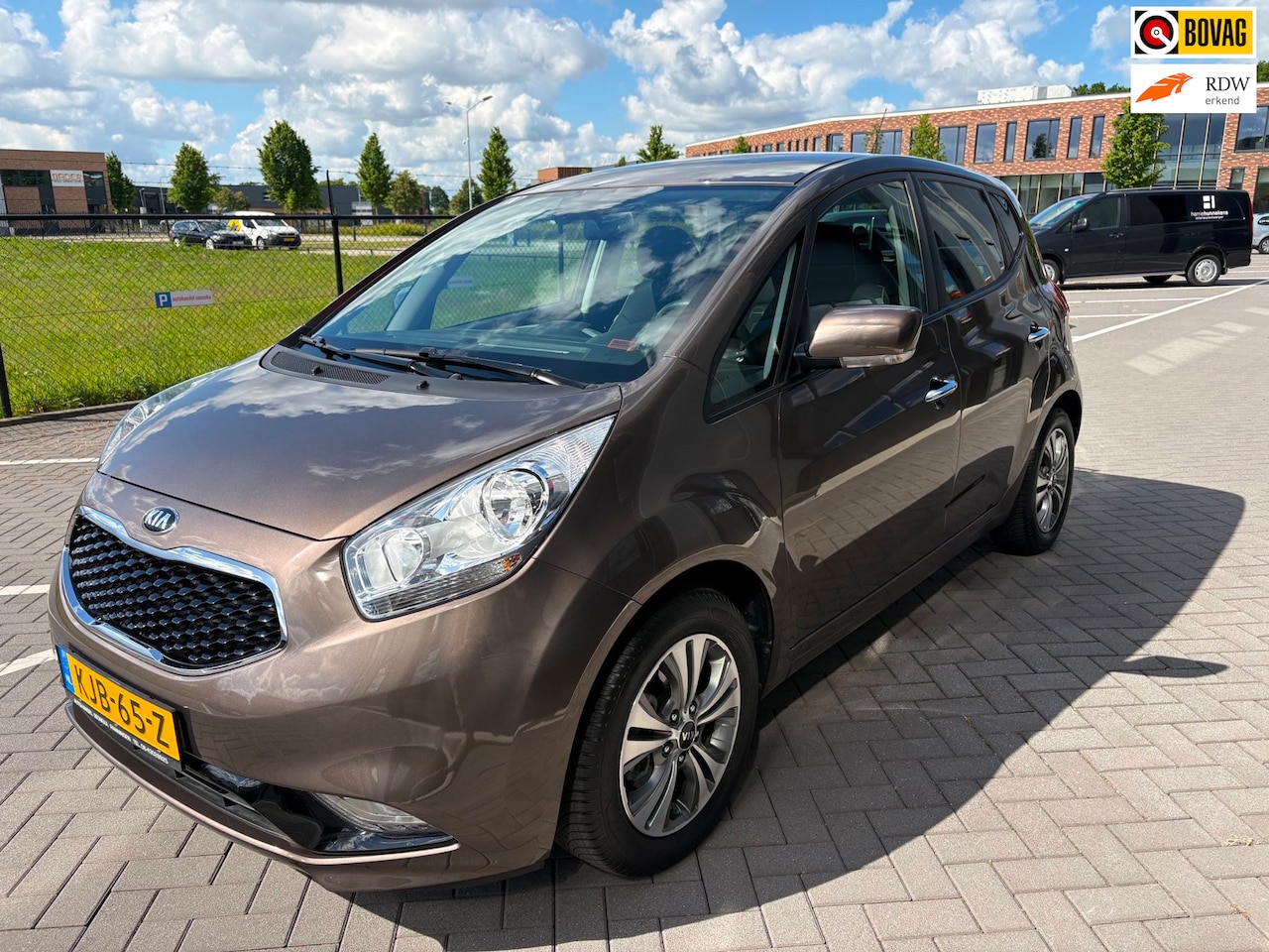 Kia Venga - 1.6 CVVT DynamicPLusLine 1.6 CVVT DynamicPLusLine - AutoWereld.nl