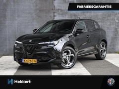Alfa Romeo Junior - Sport Speciale 1.2 Turbo Hybrid 145pk Automaat PANO | TECHNO-PACK | 18''LM | DODE HOEK | S
