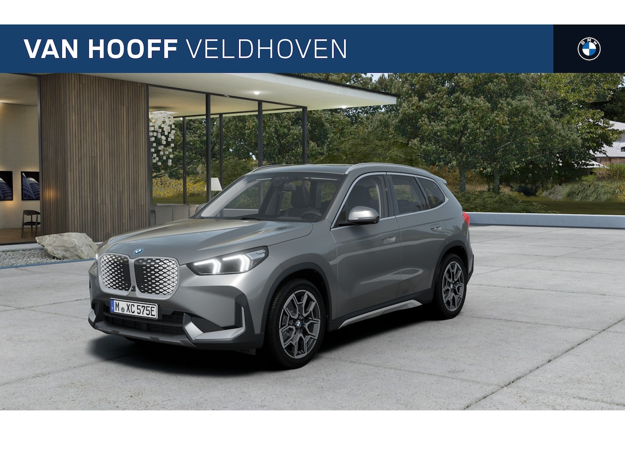 BMW iX1 - eDrive20 / Panoramadak / Comfort Access / Adaptieve LED / Head-Up / Stoelverwarming / Park - AutoWereld.nl