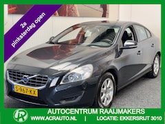 Volvo S60 - 1.6 T3 KINETIC CRUISE CONTROL CLIMATE CONTROL BLUETOOTH TELEFOON MEDIA VOORBEREIDING PDC A