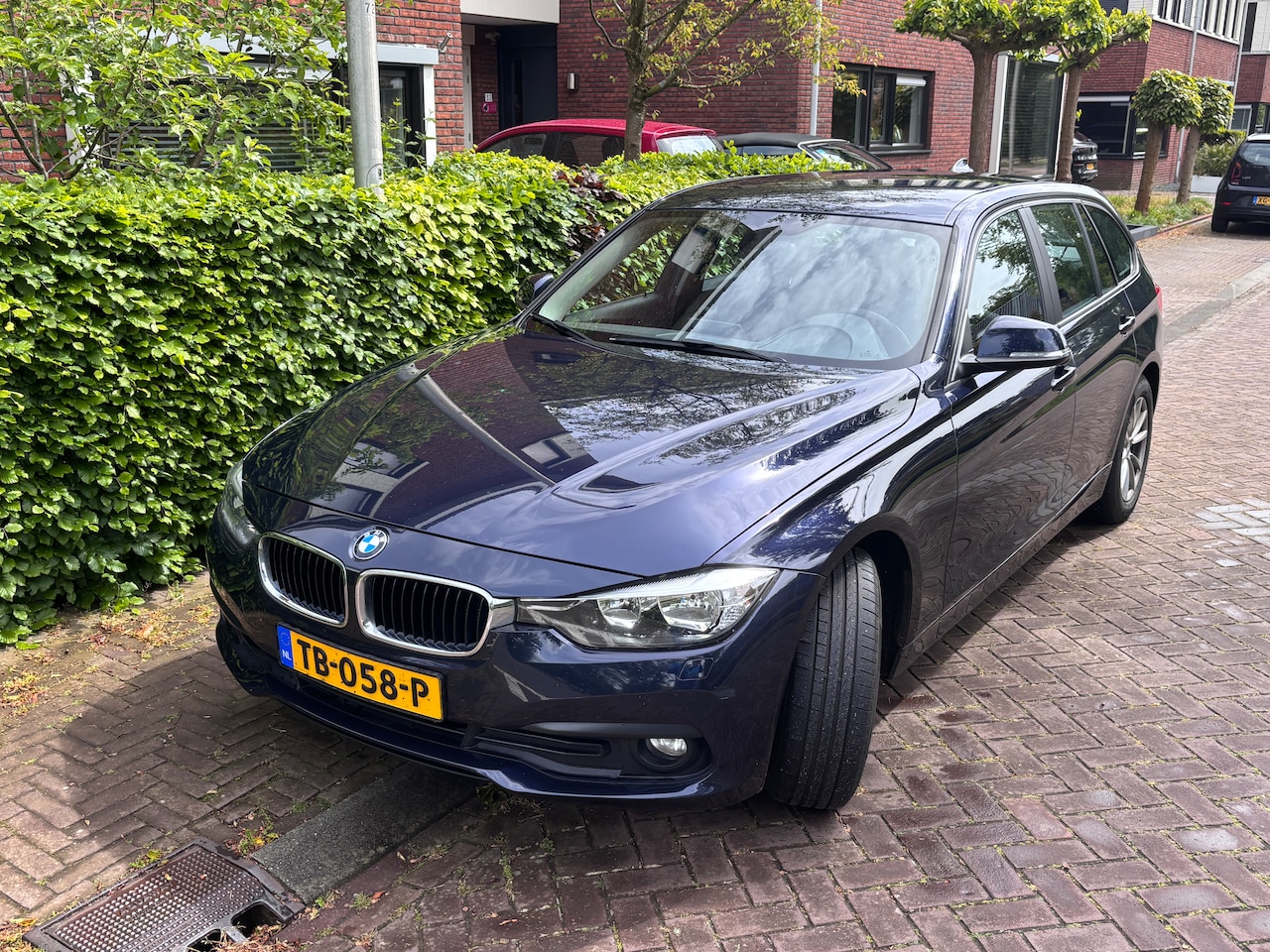 BMW 3-serie Touring - 320d Business LM Edition - AutoWereld.nl