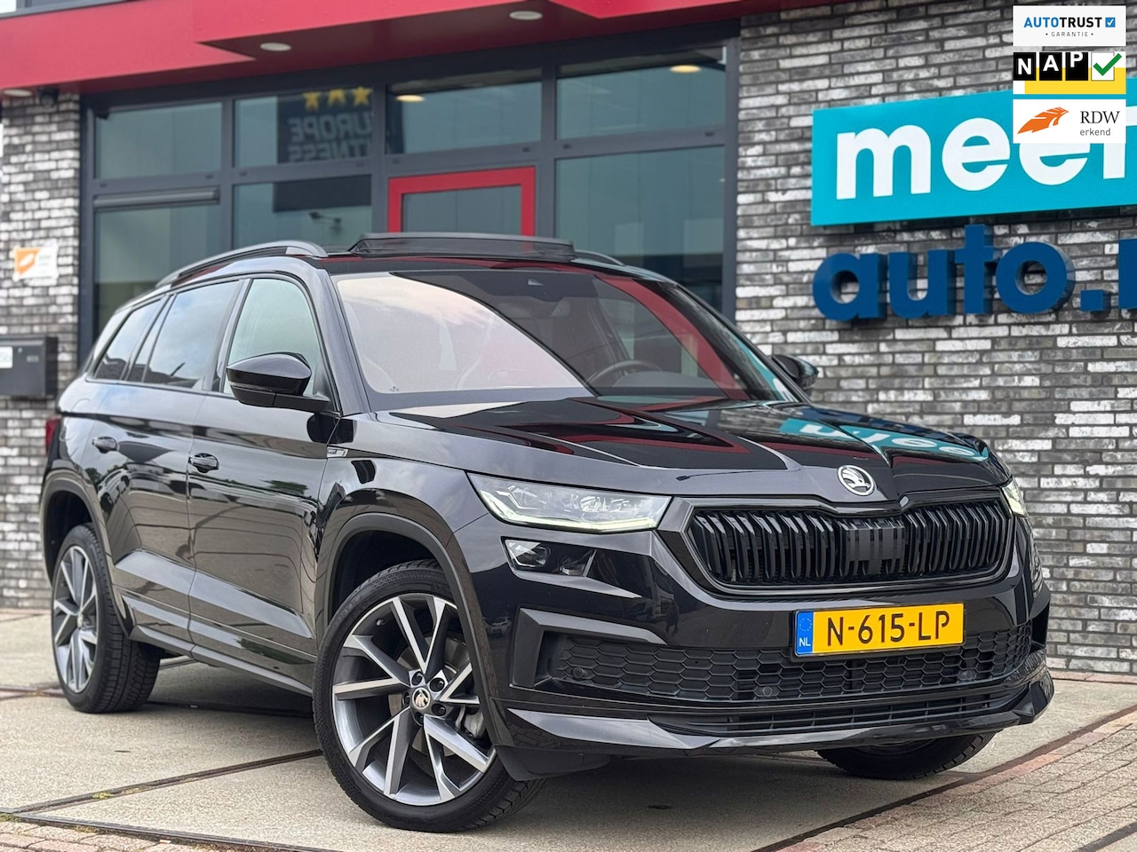 Skoda Kodiaq - 1.5 TSI Sportline DSG 7pers. VOL! PANO l TREKHAAK l CANTON l KEYLESS l CAMERA l SFEER l OR - AutoWereld.nl