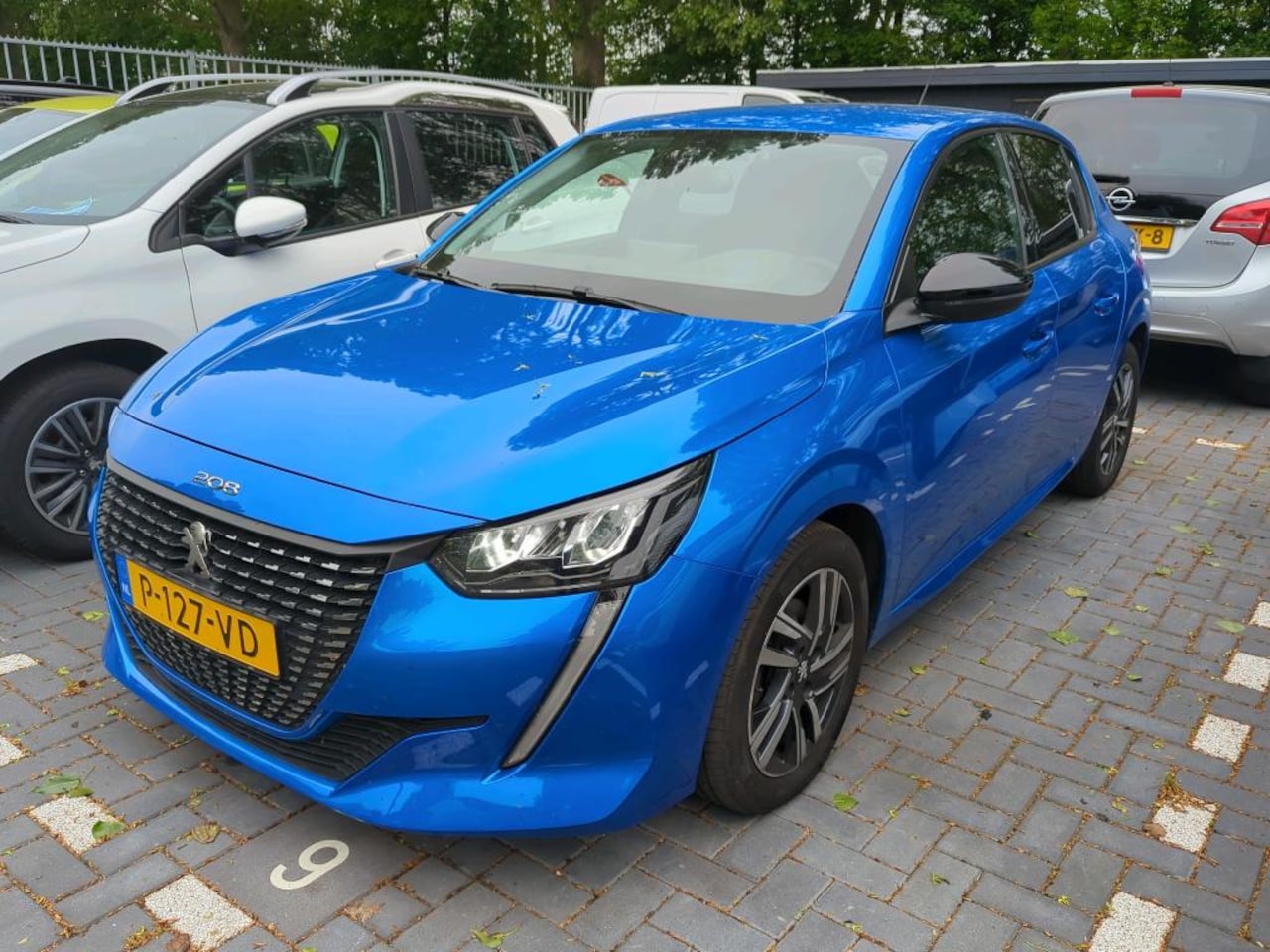 Peugeot 208 - 1.2 100pk Allure Apple Carplay & Android Auto | Navi TomTom | Cruise & Climate control | P - AutoWereld.nl