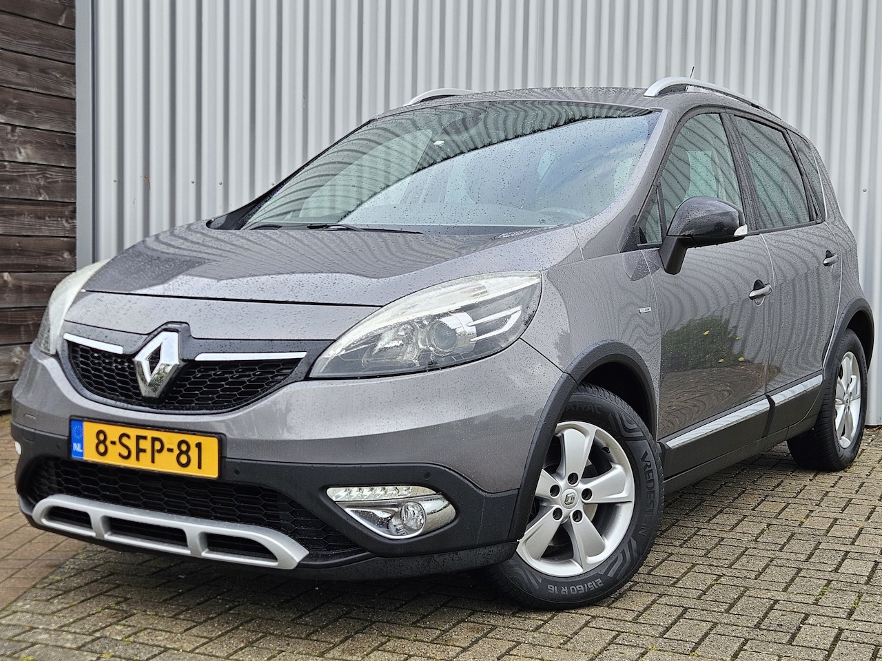 Renault Scénic Xmod - 1.2 TCe Bose /PDC/Trekhaak/Navi/Cruise! - AutoWereld.nl