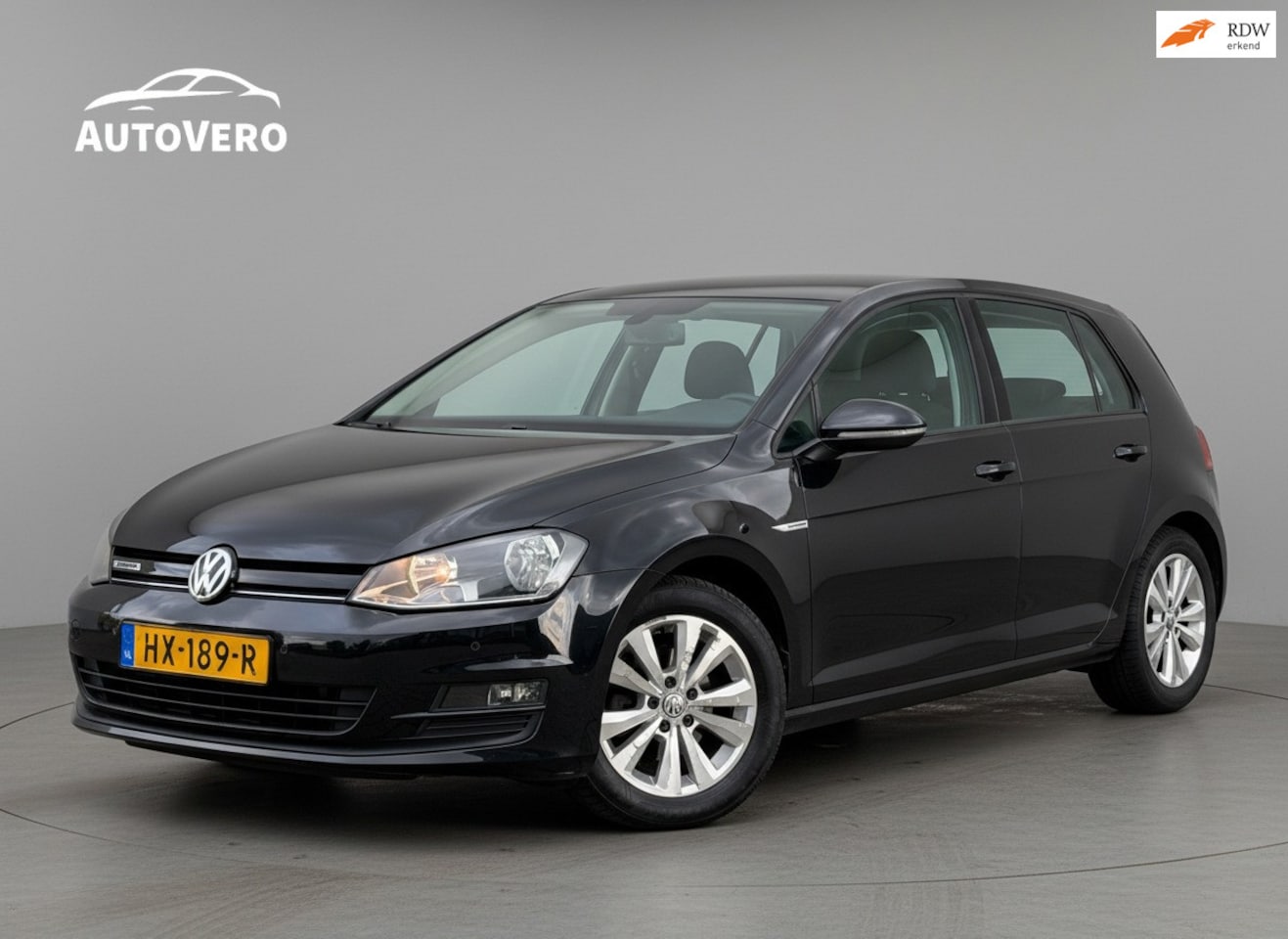 Volkswagen Golf - 1.0 TSI Comfortline|Automaat|Carplay|Navi|PDC - AutoWereld.nl