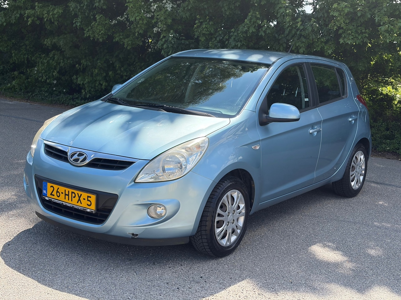 Hyundai i20 - 1.2i DynamicVersion Nw Ketting!! Airco!! APK 1-27!! - AutoWereld.nl