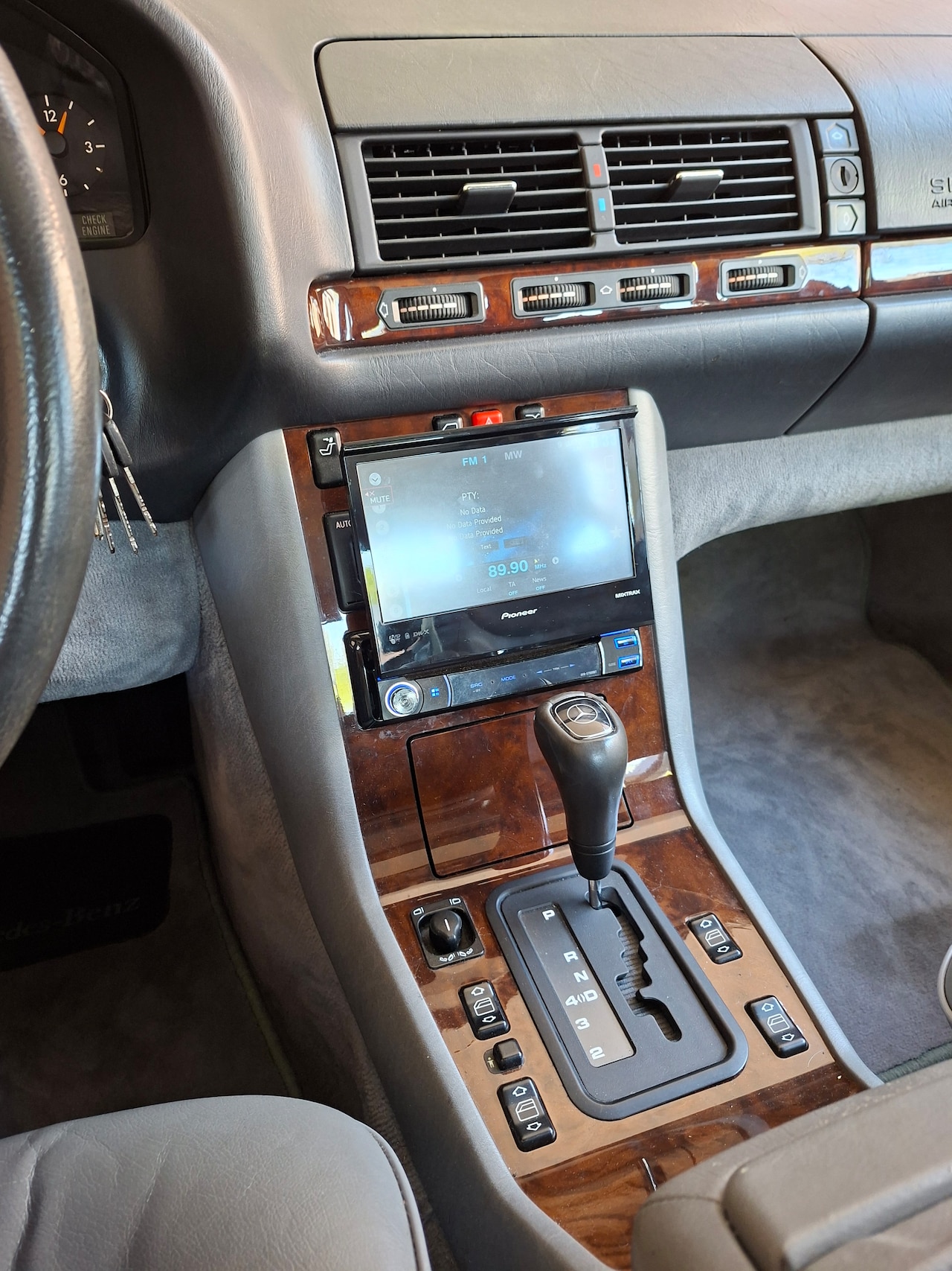 Mercedes-Benz S-klasse - 320 Elegance 30 jahres wagen 2 jr Apk Lpg G3 - AutoWereld.nl