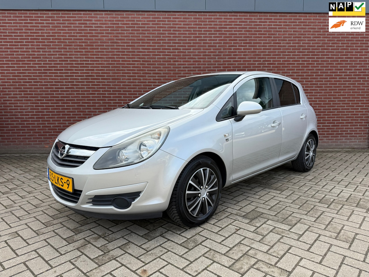 Opel Corsa - 1.2-16V '111' Edition / Nap / 5-deurs / Airco / Trekhaak / - AutoWereld.nl