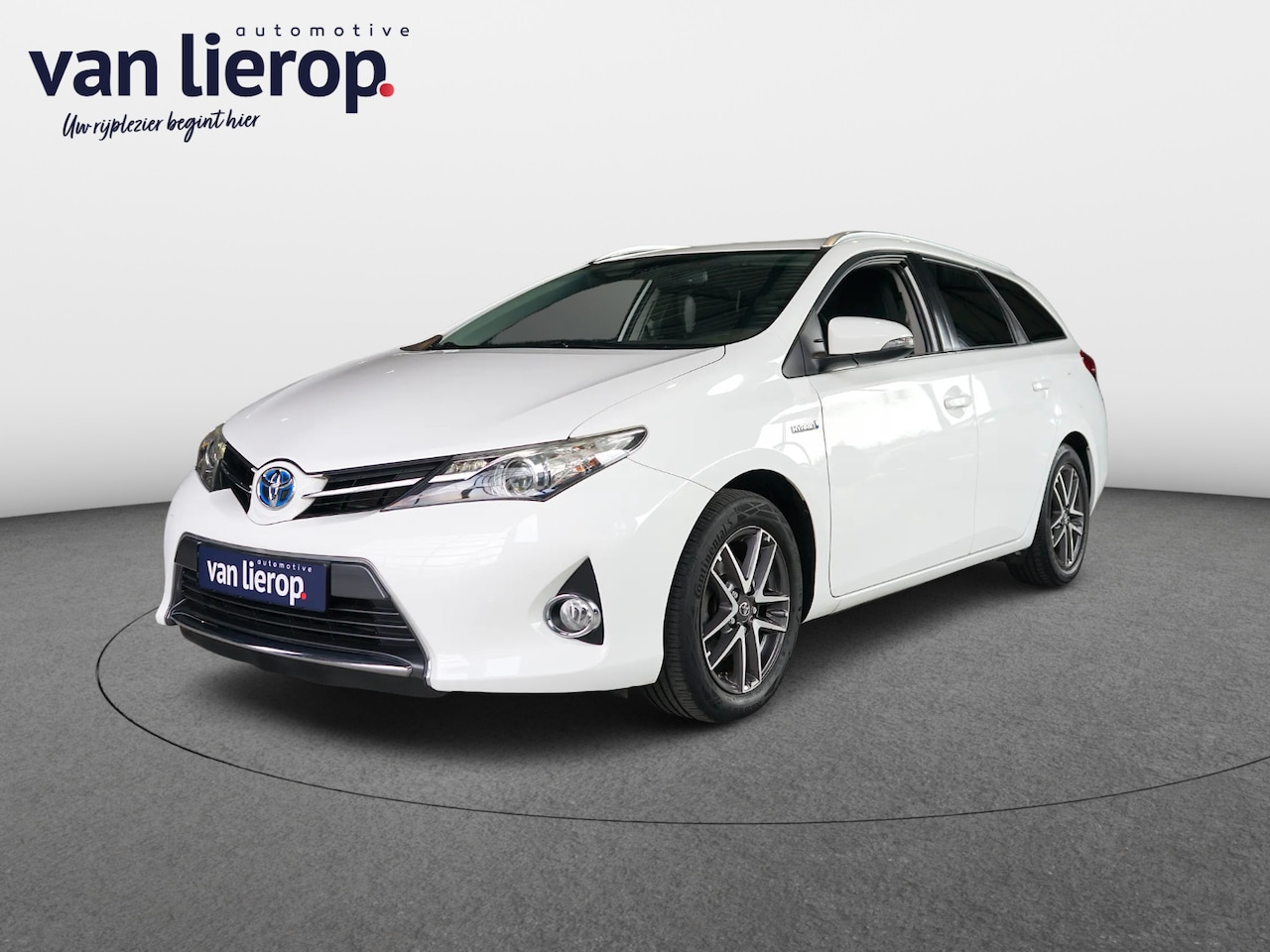 Toyota Auris Touring Sports - 1.8 Hybrid Dynamic 1STE EIG | DEALER-ONDERHOUDEN - AutoWereld.nl