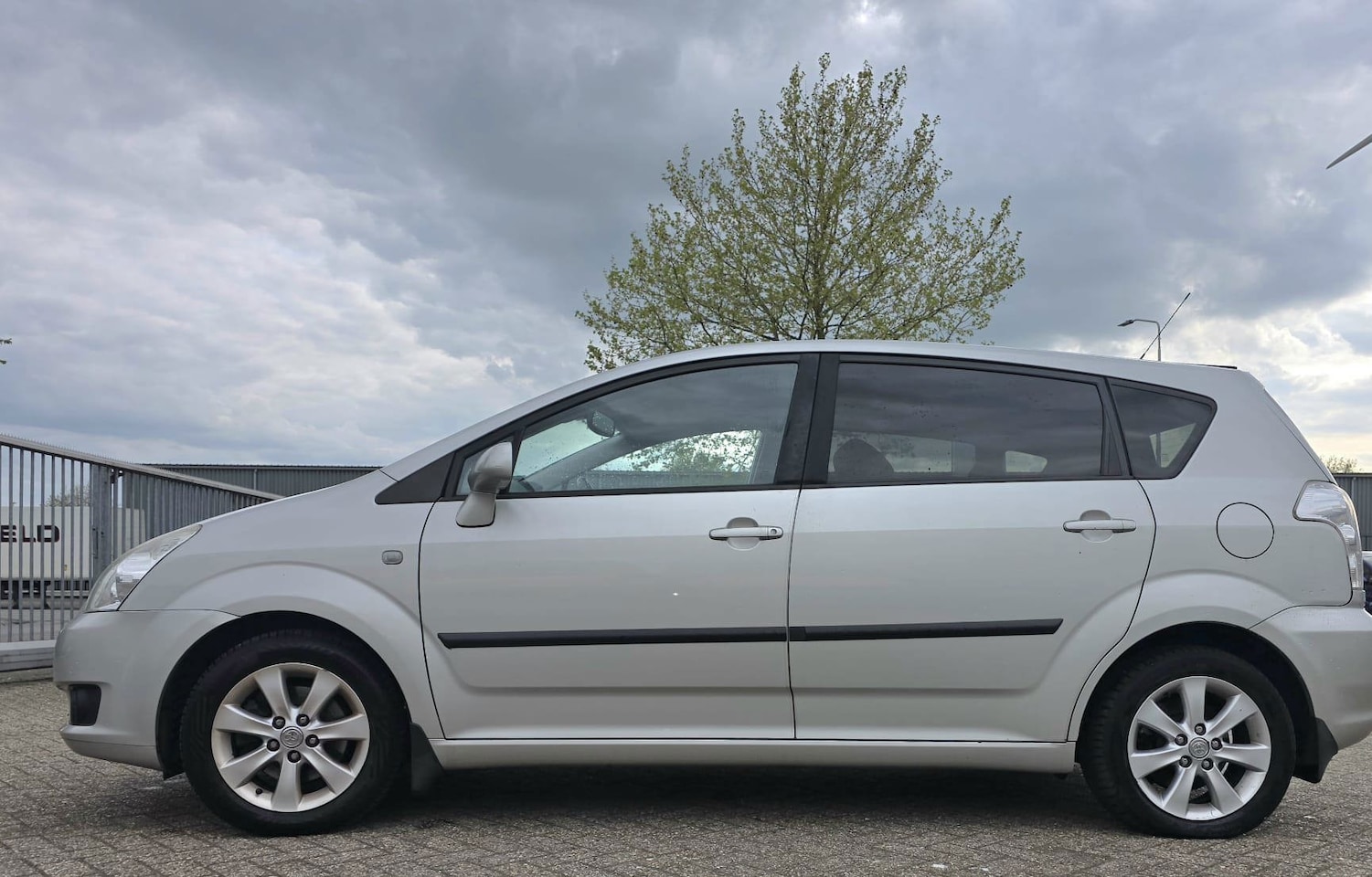 Toyota Verso - 1.8 VVT-i Luna 7p. 1.8 VVT-i Luna 7p. - AutoWereld.nl