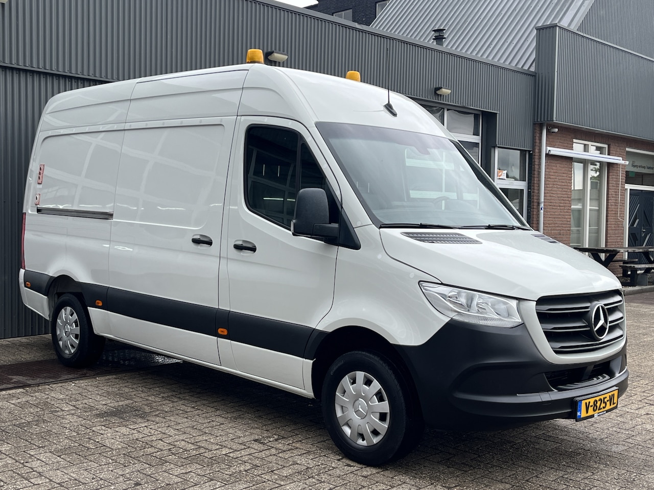 Mercedes-Benz Sprinter - 314 2.2 CDI L2H2 Dhollandia Laadklep Airco Cruise controle Werkverlichting Stuurwielbedien - AutoWereld.nl