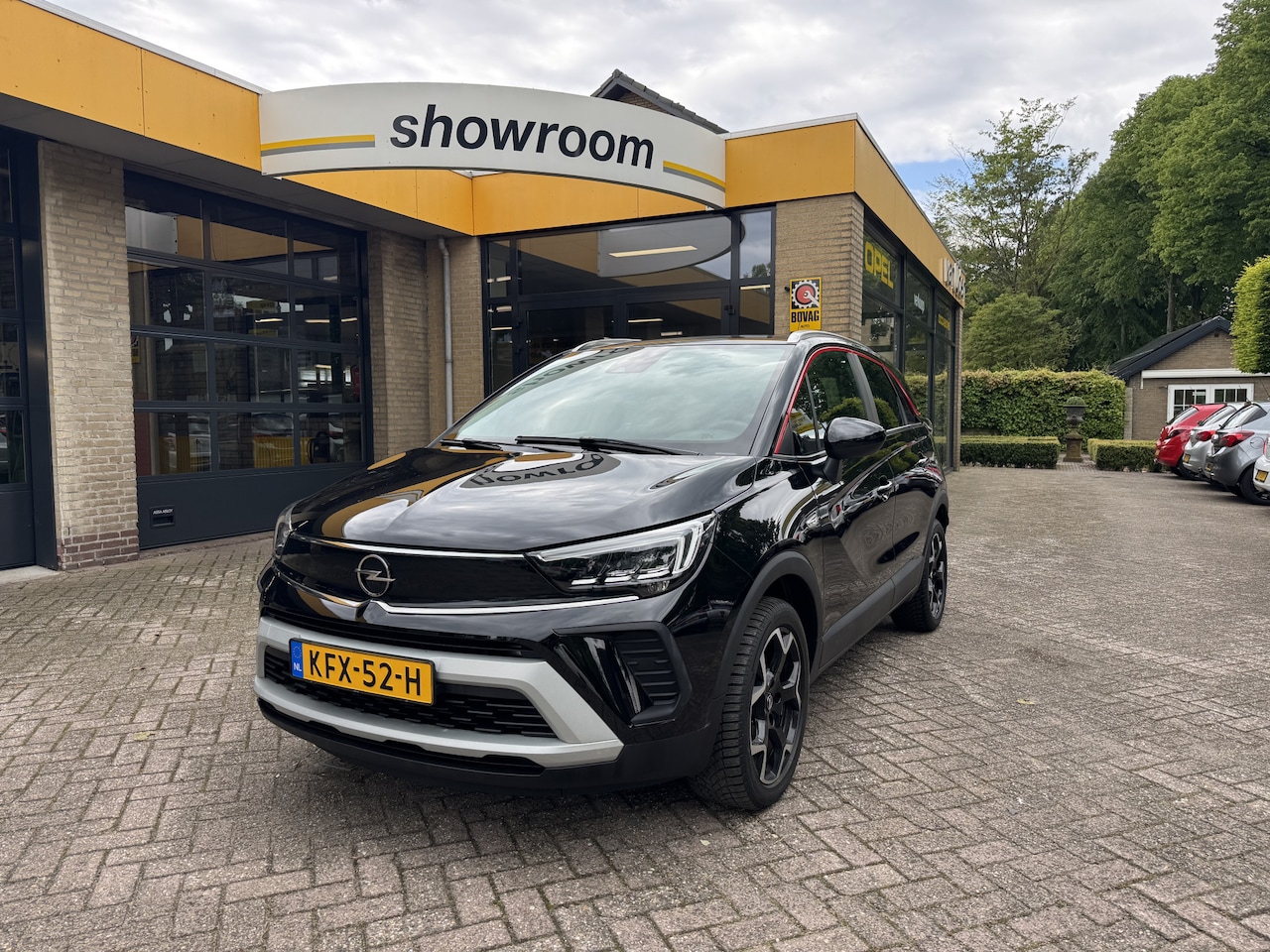 Opel Crossland - 1.2 Turbo Ultimate Automaat Navi StoelStuurverwarming Carplay - AutoWereld.nl