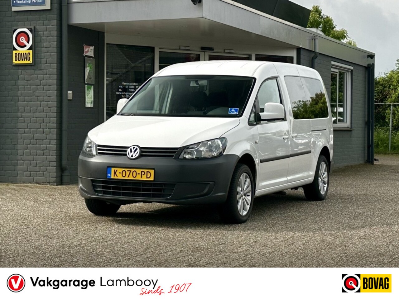 Volkswagen Caddy - 1.2 104PK Rolstoelauto Navi Airco Radio - AutoWereld.nl