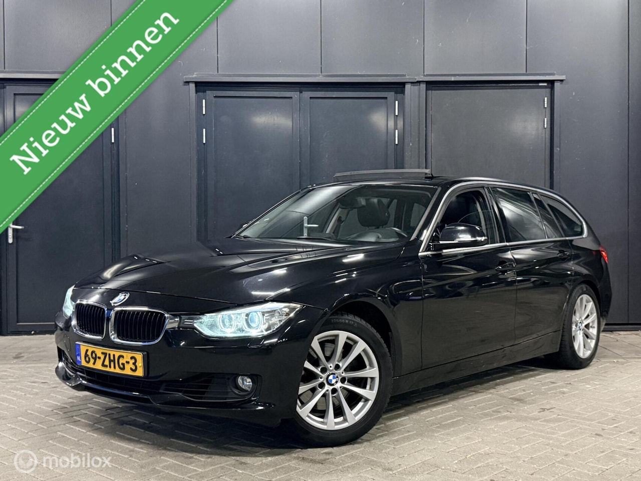 BMW 3-serie Touring - 328i Upgrade Edition/HUD/Pano/leder/led - AutoWereld.nl