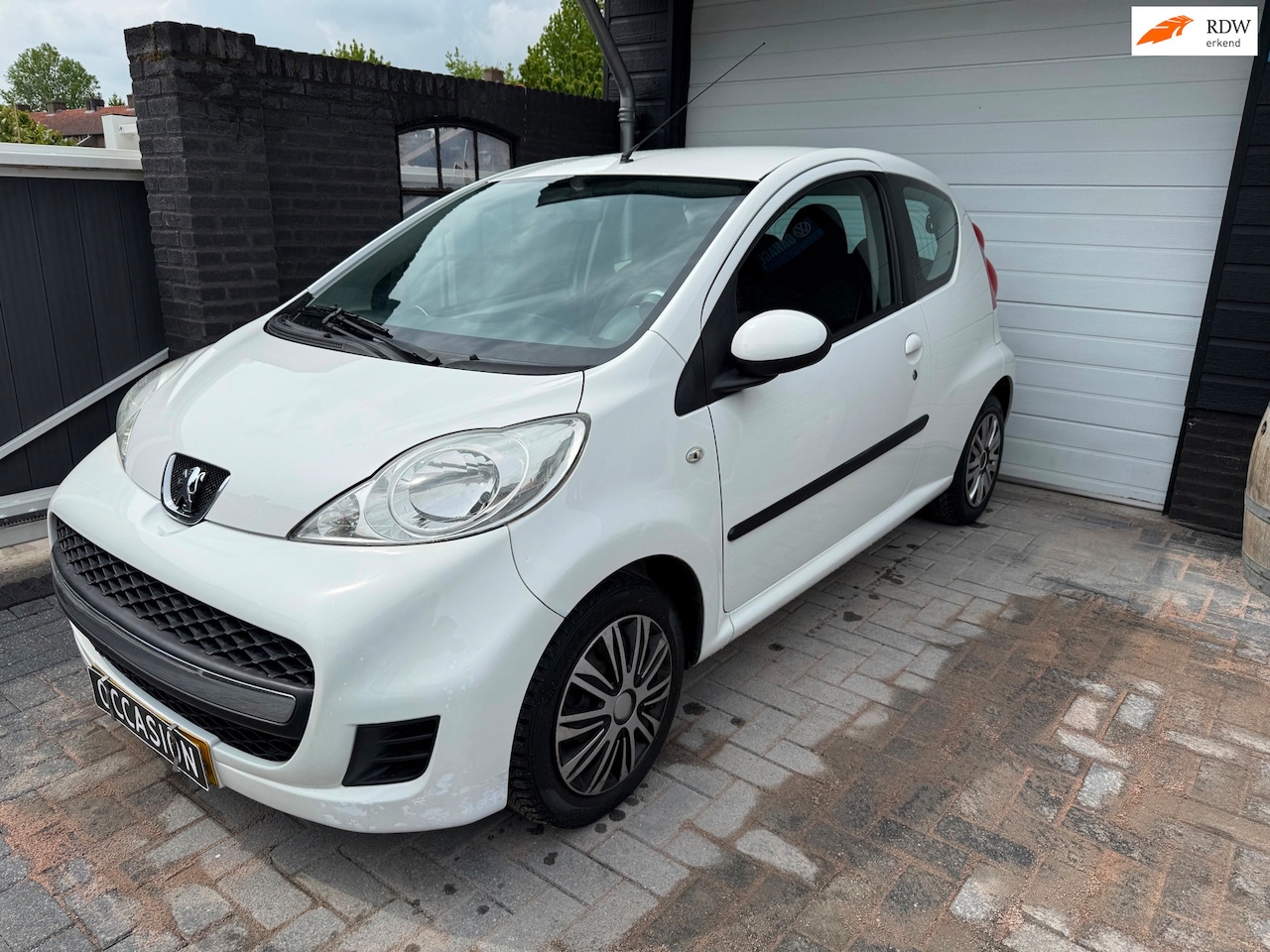 Peugeot 107 - 1.0-12V Urban Move Airco I Electr Pakket I NW APK - AutoWereld.nl
