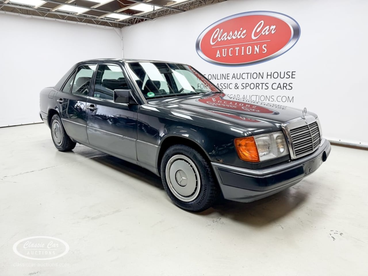 Mercedes-Benz 200-serie - 200E - ONLINE AUCTION - AutoWereld.nl