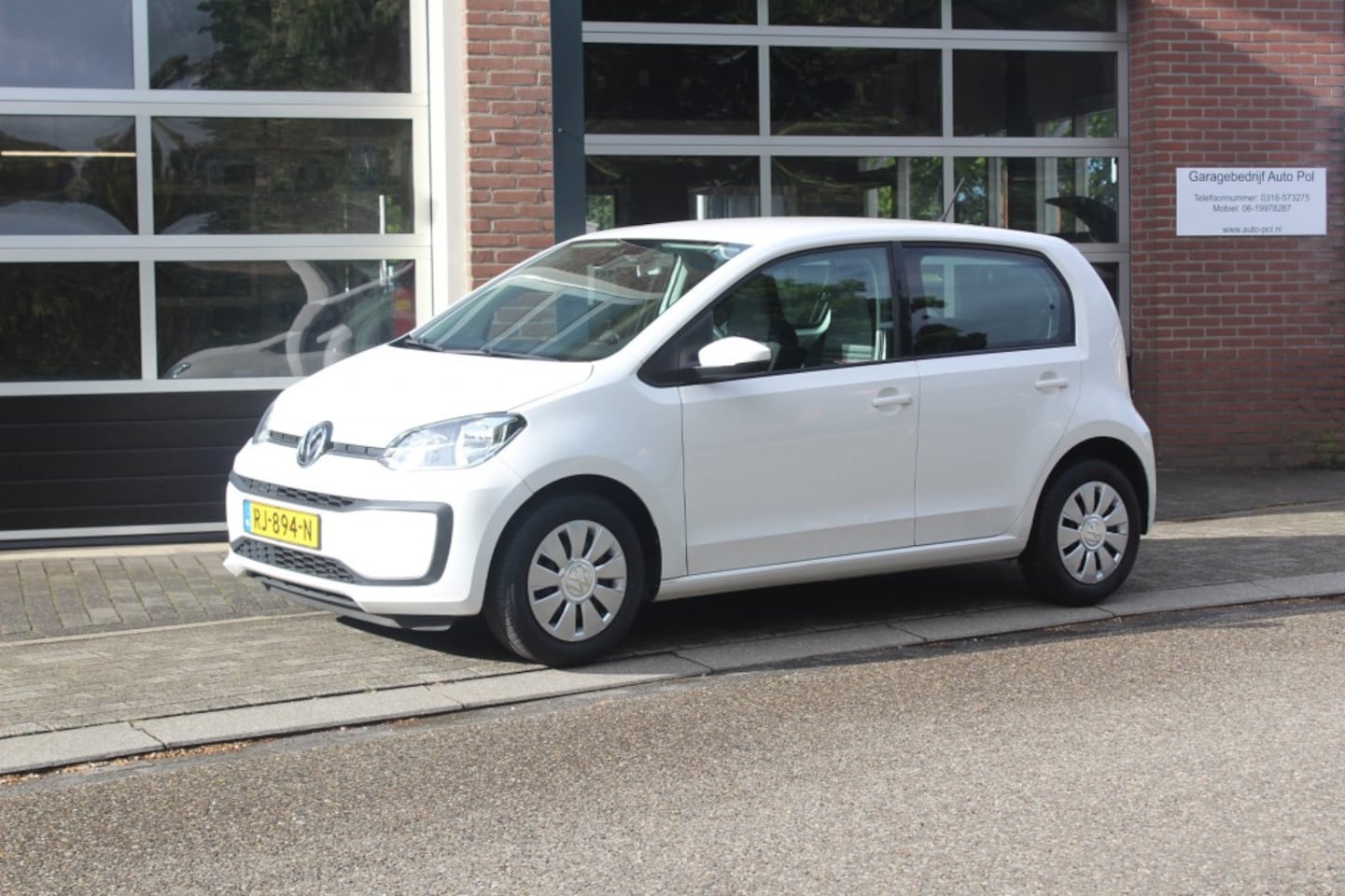 Volkswagen Up! - 1.0 BMT move up! 1.0 BMT MOVE UP! - AutoWereld.nl