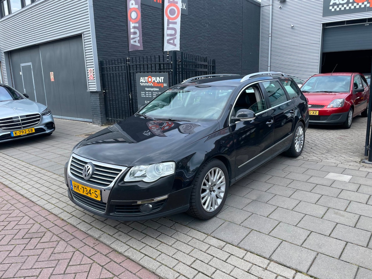 Volkswagen Passat Variant - 2.0 FSI Highline Business Airco NAP APK - AutoWereld.nl