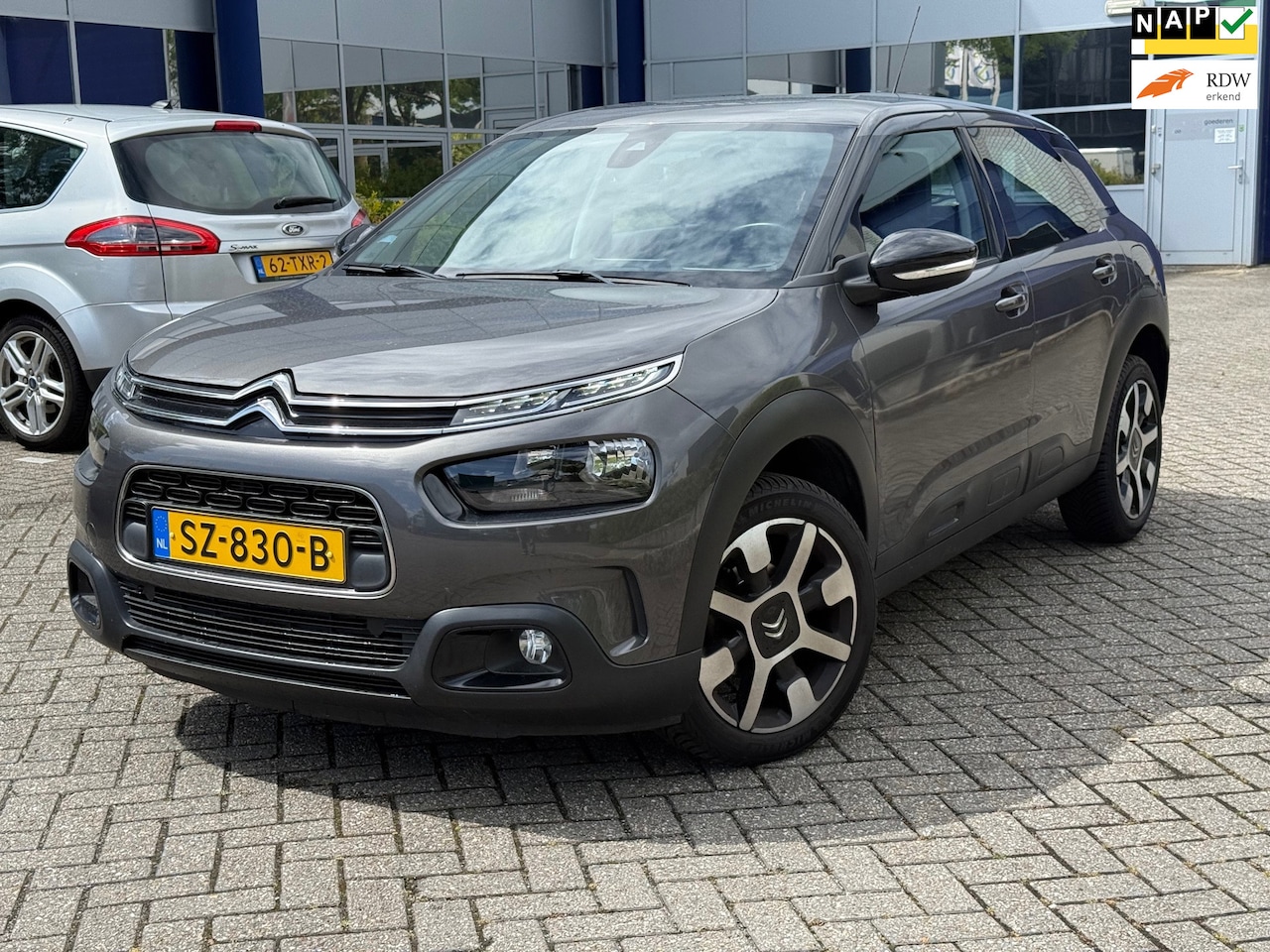 Citroën C4 Cactus - 1.2 PureTech Business 1.2 PureTech Business - AutoWereld.nl