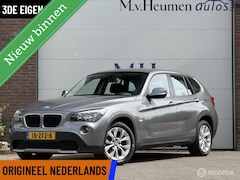 BMW X1 - sDrive20i 184PK Automaat ORG NED 3DE EIG Specialist/Dealer Onderhouden