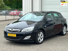 Opel Astra - 1.4 Turbo Edition, Airco, Cruise, Clima, LM, Sport