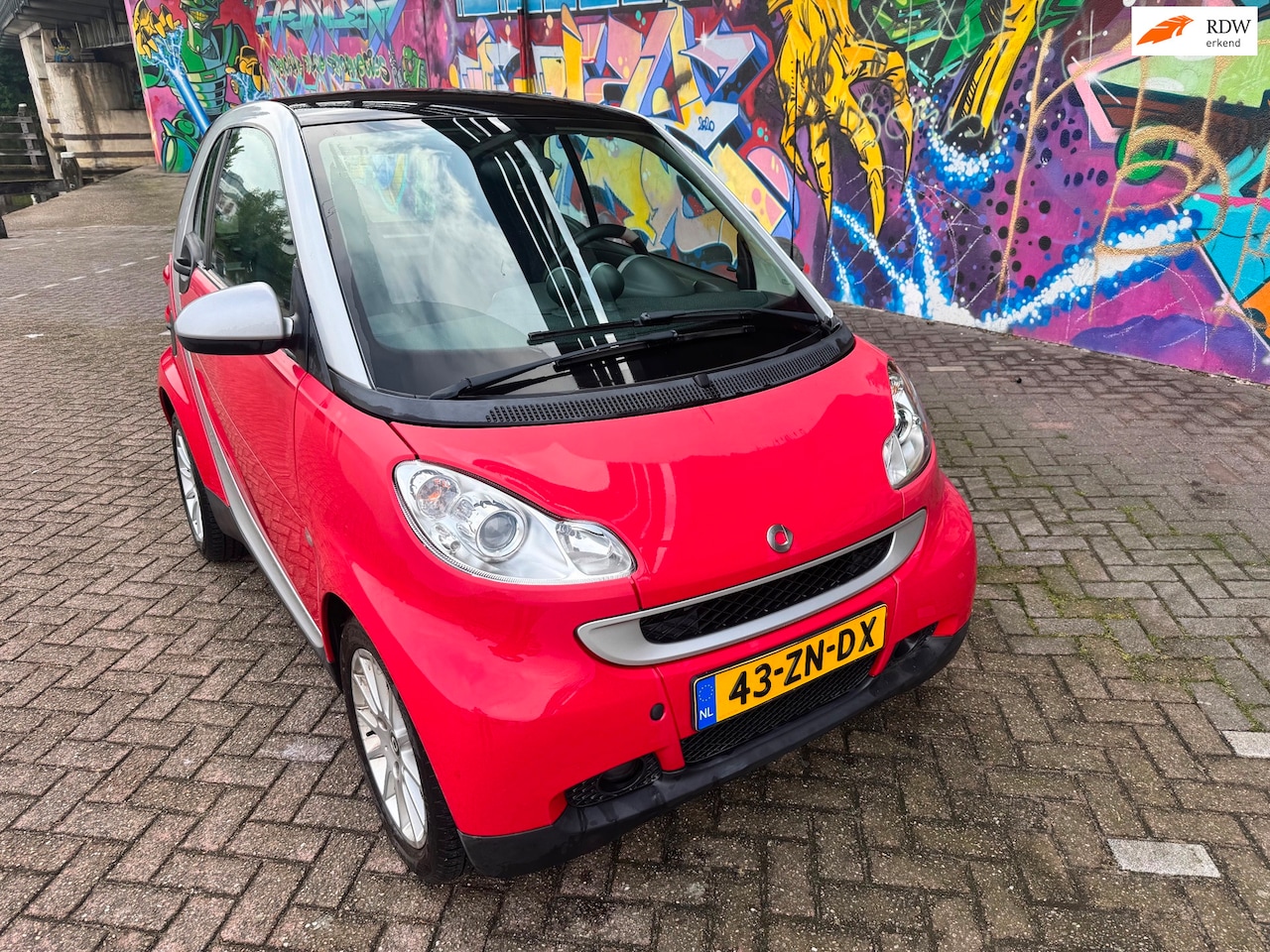 Smart Fortwo coupé - 1.0 mhd Passion. Panorama dak automaat Airco stereo elektrisch ramen centrale vergrendelin - AutoWereld.nl