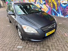Kia Cee'd Sporty Wagon - 1.4 X-tra ISG nette goed rijdende auto met airco stereo boeken aanwezig lekker ruime auto