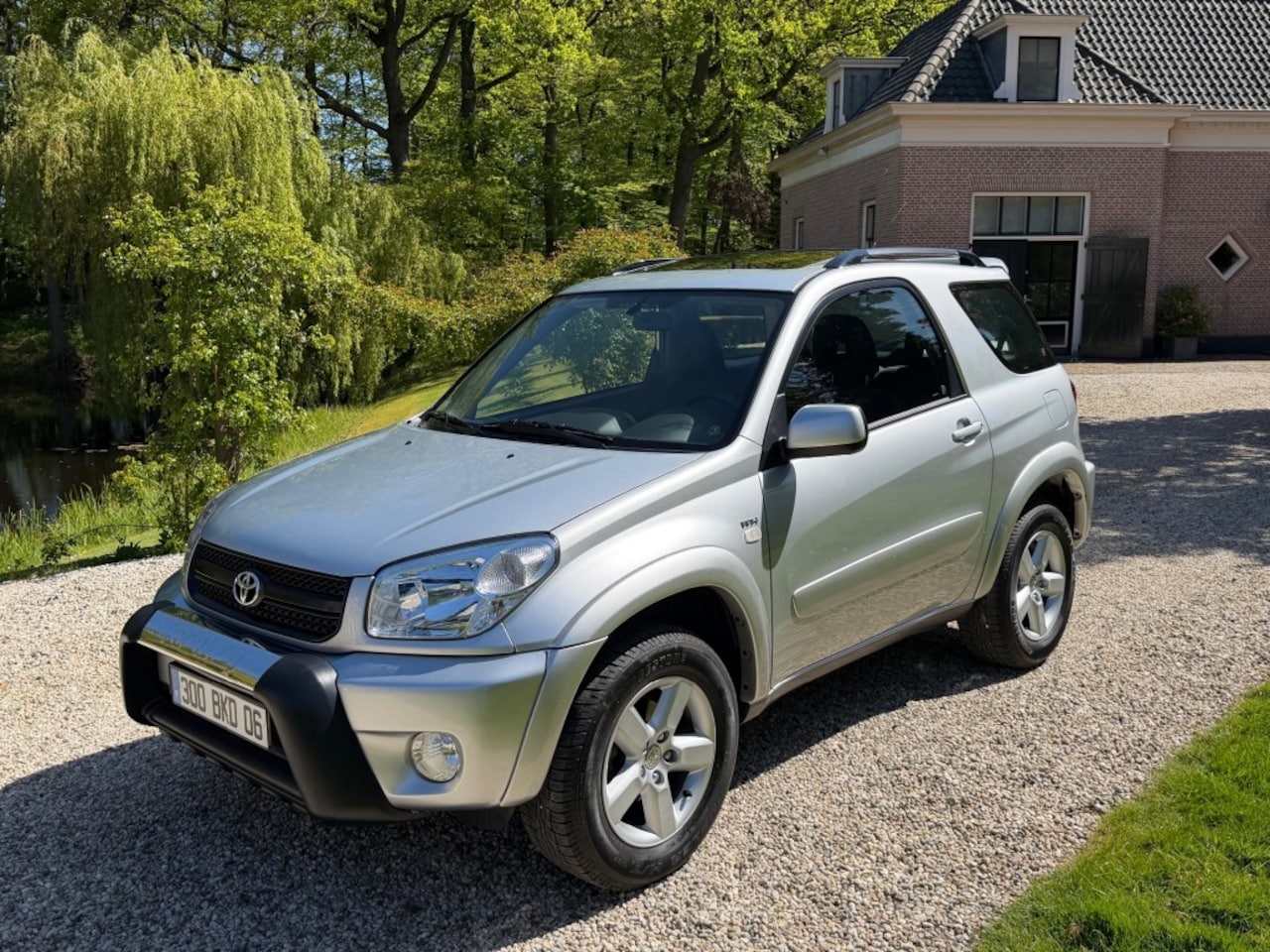 Toyota RAV4 - 1.8 vvt-i 3drs 1e eig. 940km !! - AutoWereld.nl