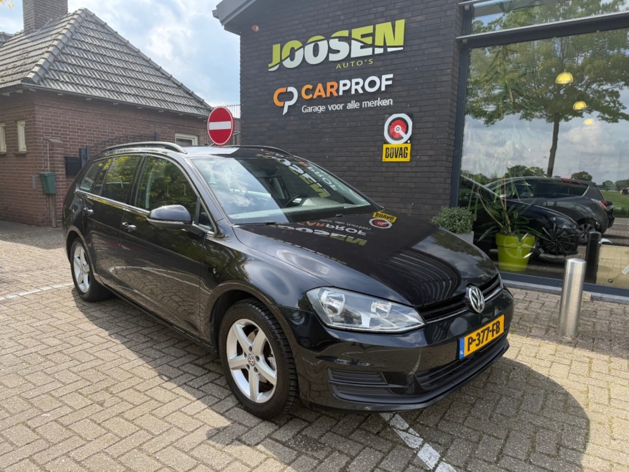 Volkswagen Golf - 1.2 TSI Comfortline 1.2 TSI COMFORTLINE - AutoWereld.nl