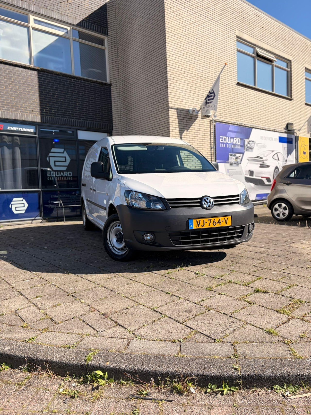 Volkswagen Caddy - 1.6 TDI BMT - AutoWereld.nl