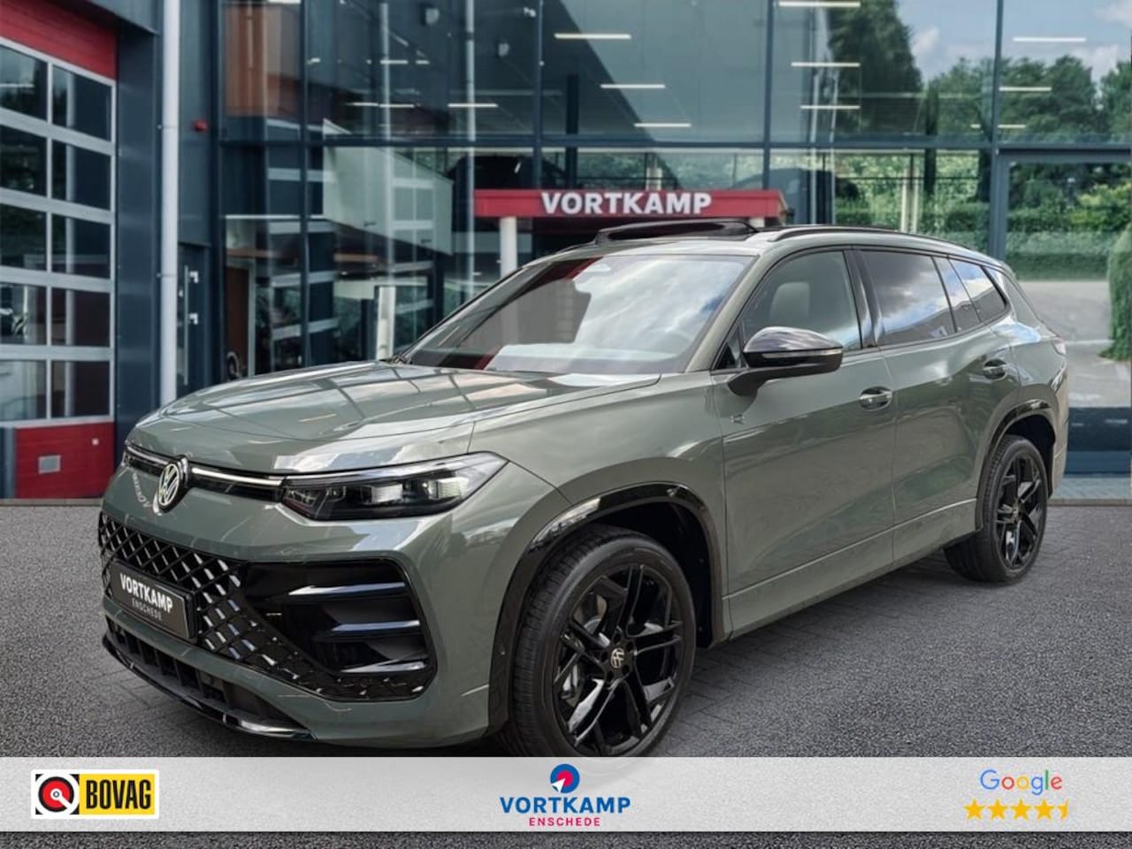 Volkswagen Tayron - 1.5 eTSI R-LINE 7PERS. TREKHAAK/LEDER/CAMERA/PANO-DAK/ELEK-KLEP/ACC/HUD/STOELVERW - AutoWereld.nl