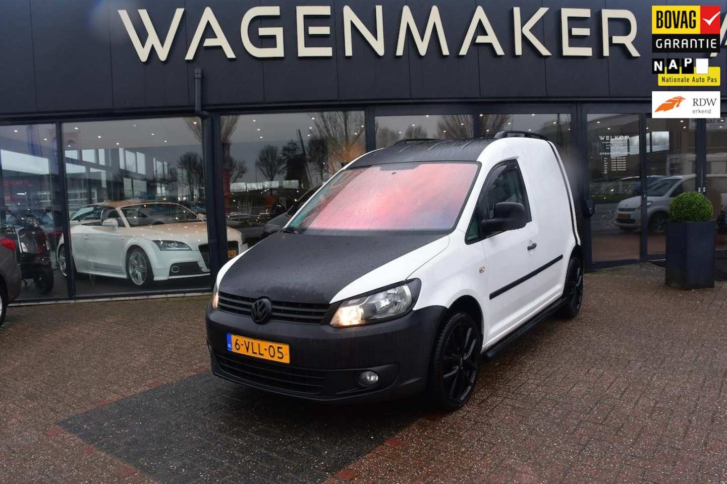 Volkswagen Caddy - 1.6 TDI Airco|Cruise|NAVI|Carplay|Trekhaak - AutoWereld.nl