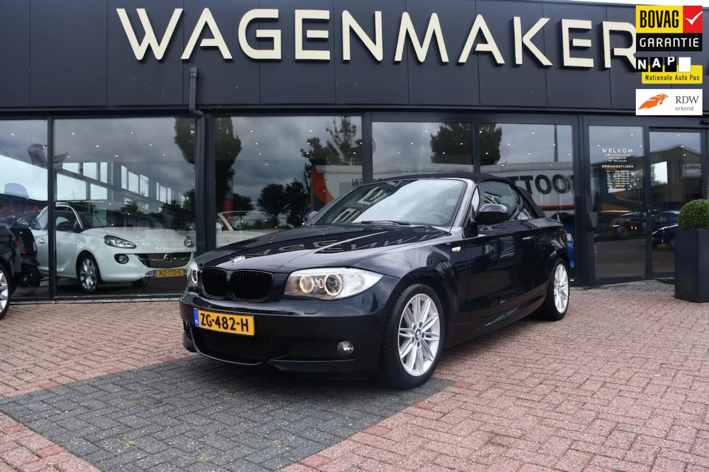 BMW 1-serie Cabrio - 123d High Executive AUT|Cruise|NAVI|Leder - AutoWereld.nl