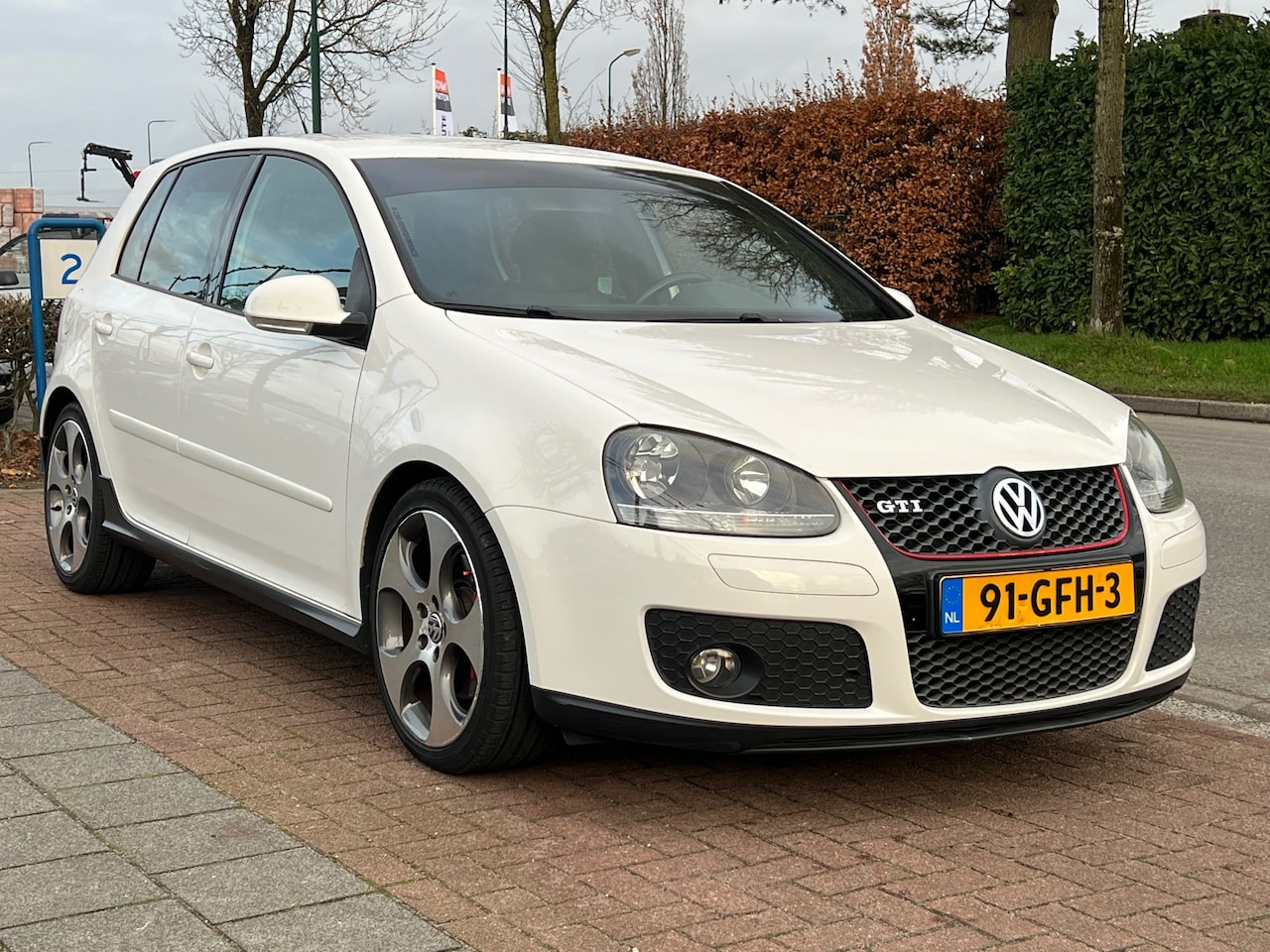 Volkswagen Golf - 2.0 TFSI GTI 200PK *APK 12-2026 - AutoWereld.nl