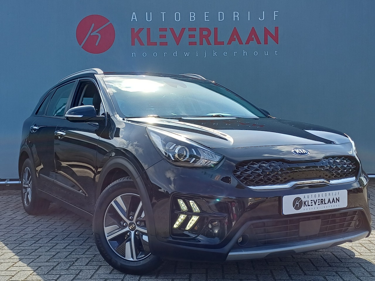 Kia Niro - 1.6 GDi Hybrid DynamicLine BINNENKORT ONLINE - AutoWereld.nl