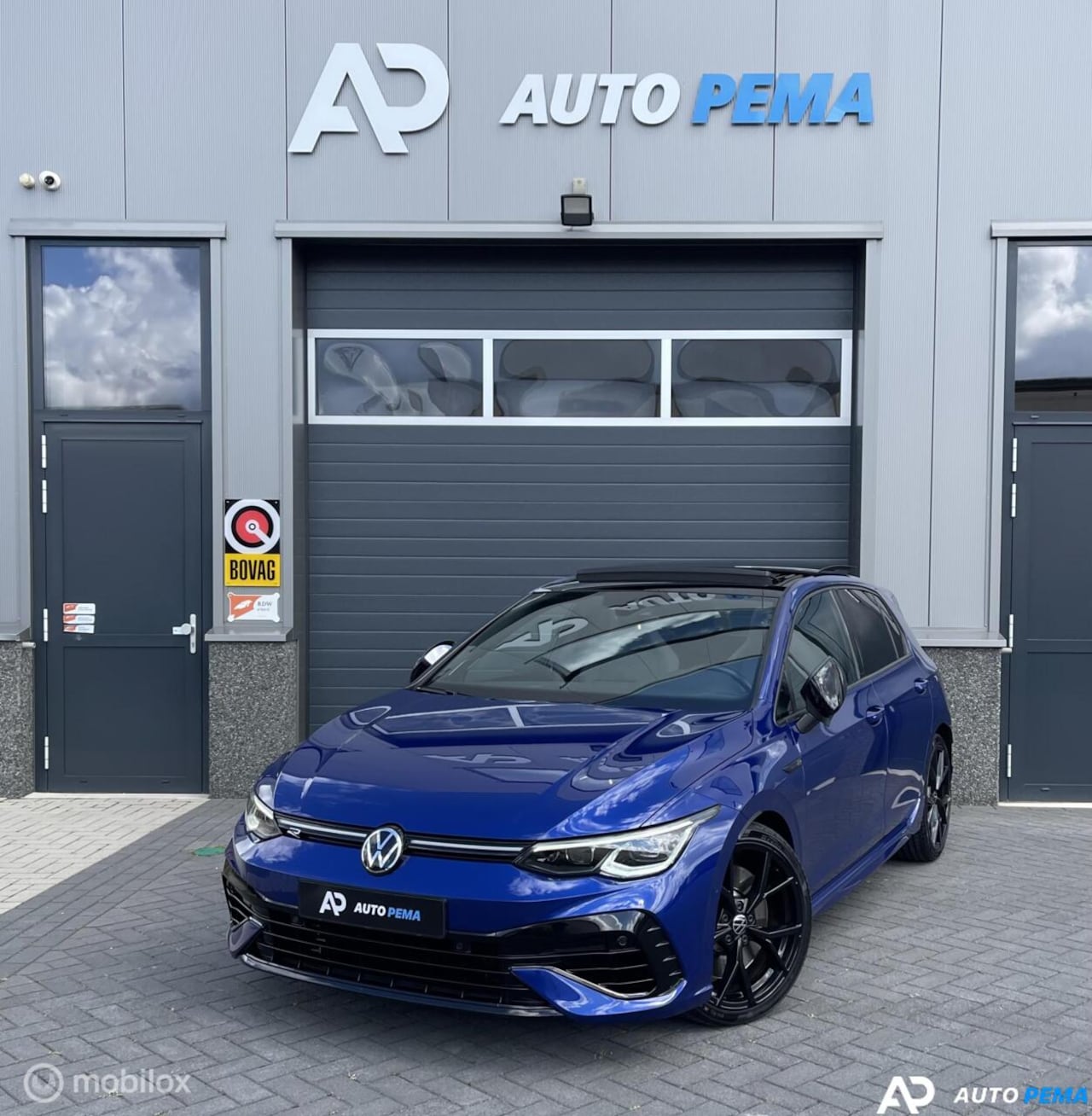 Volkswagen Golf - 2.0 TSI R 4M Performance Pano Akra - AutoWereld.nl