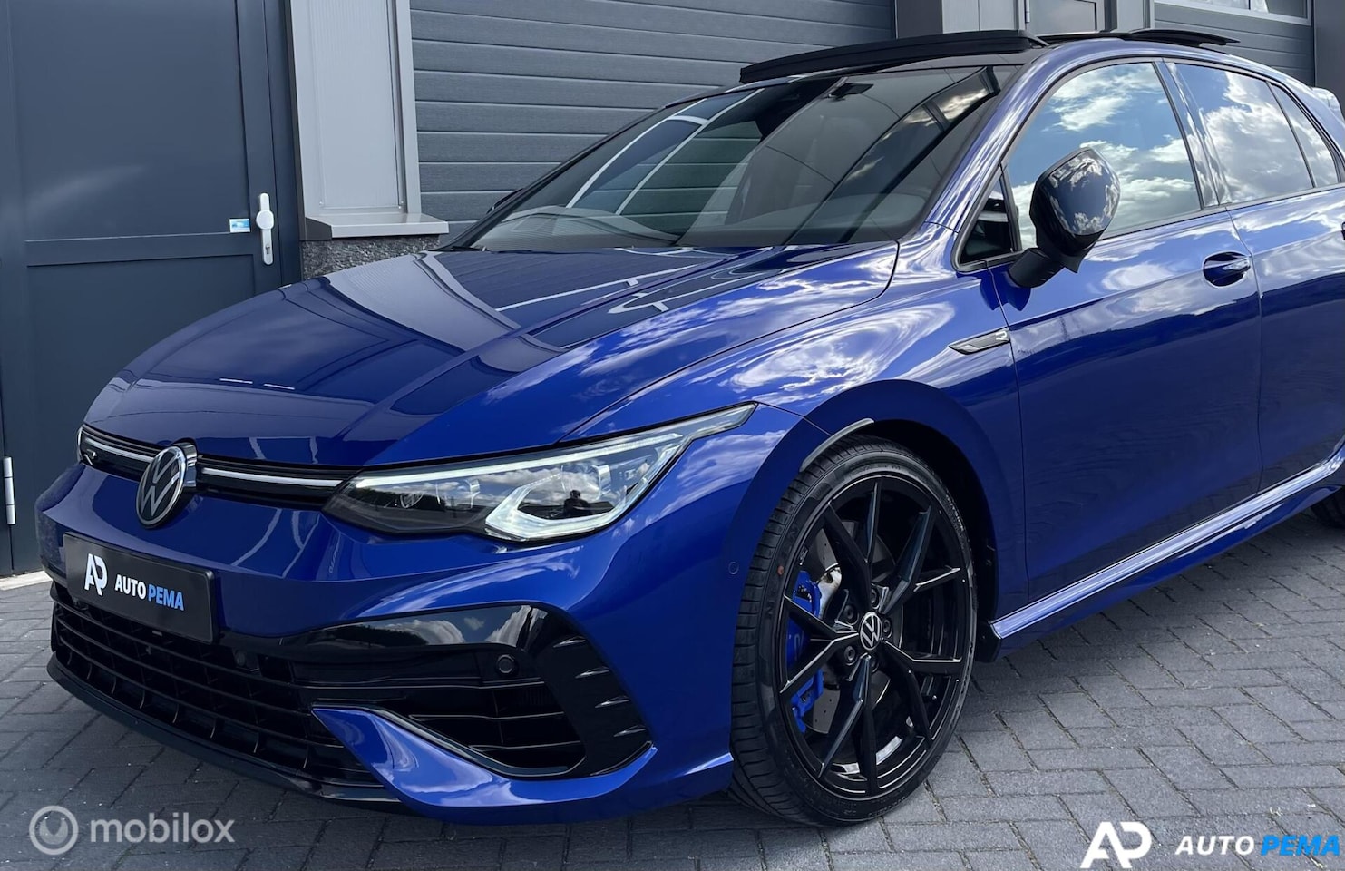 Volkswagen Golf - 2.0 TSI R 4M Performance Pano Akra - AutoWereld.nl