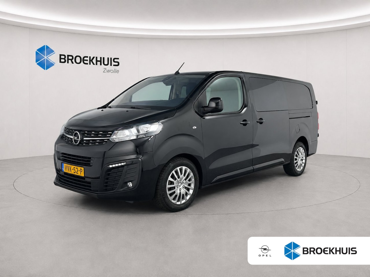 Opel Vivaro - 2.0 Diesel 180pk Automaat L3 DC | Bumpers in carrosseriekleur | Cruise control | LED dagri - AutoWereld.nl