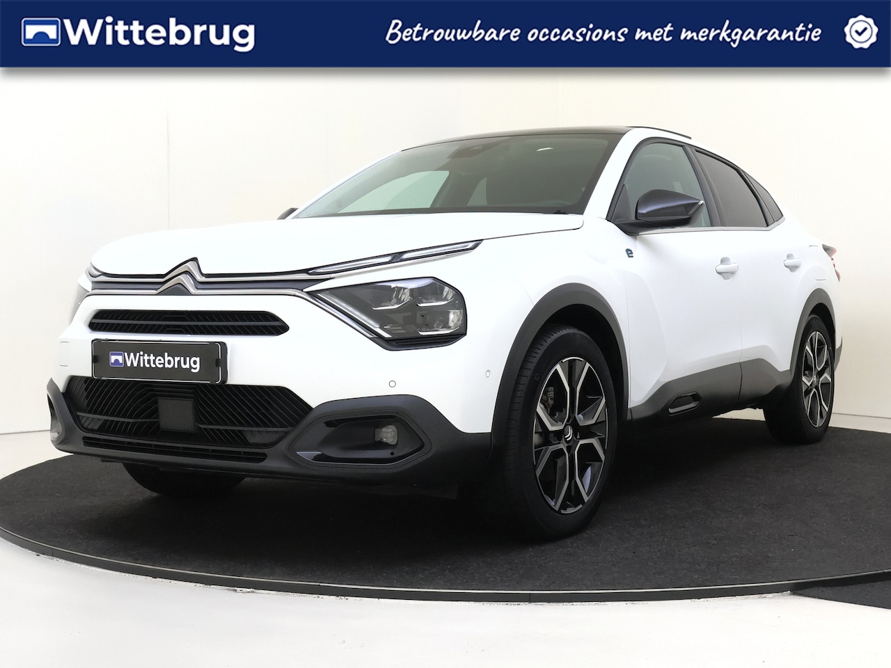 Citroën Ë-C4 X - Shine 50 kWh | Stoelverwarming | Stuurverwarming | Schuifdak | Camera | Reservering Justle - AutoWereld.nl
