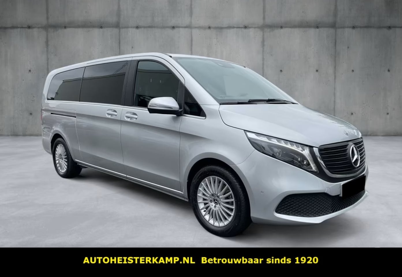 Mercedes-Benz EQV - EQV 300 Avantgarde 8 personen 51.909 incl BTW EL. Schuifdeuren Leder LED Navi - AutoWereld.nl