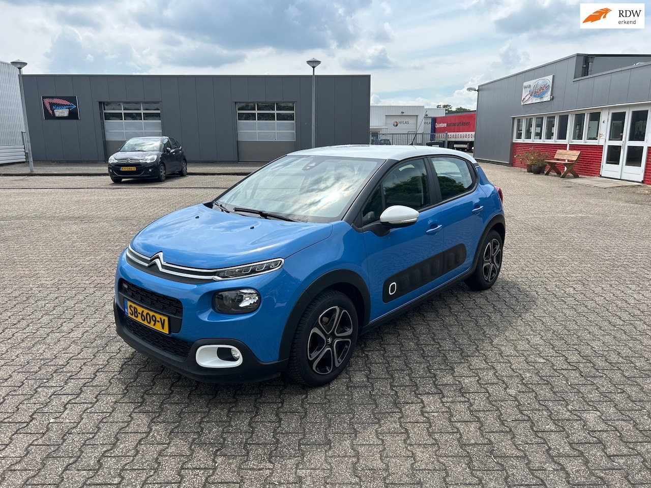 Citroën C3 - 1.2 PureTech Shine 1.2 PureTech Shine - AutoWereld.nl