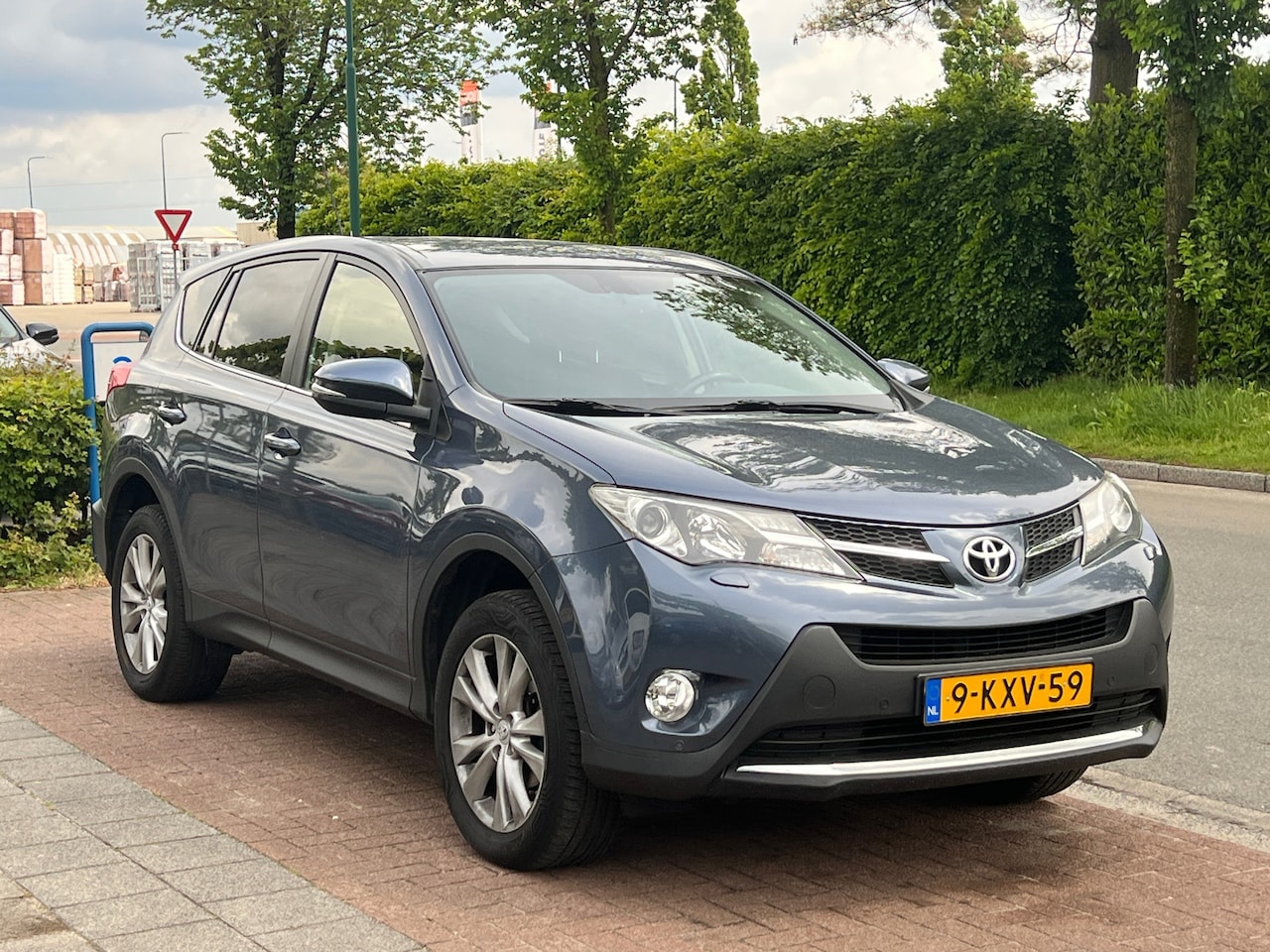 Toyota RAV4 - 2.0 Business 4WD *Automaat - AutoWereld.nl